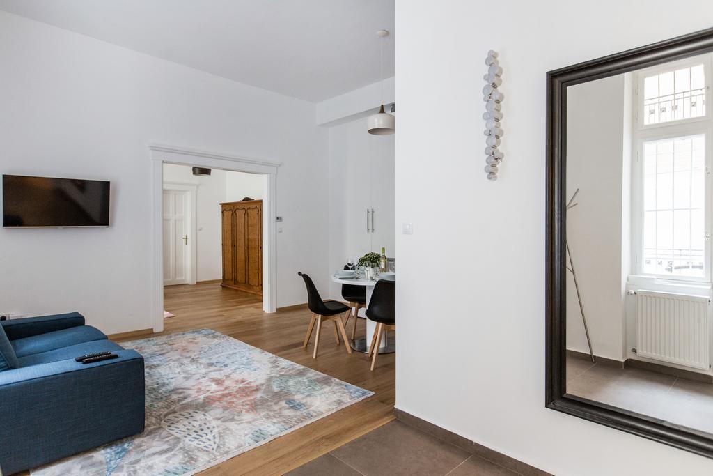 Basilica Dream Home In The Absolute Center Budapest Bagian luar foto